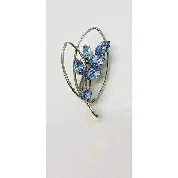 Vintage Brooch Silver with Blue Rhinestone MCM Schreiner Style - Picture 7 of 7